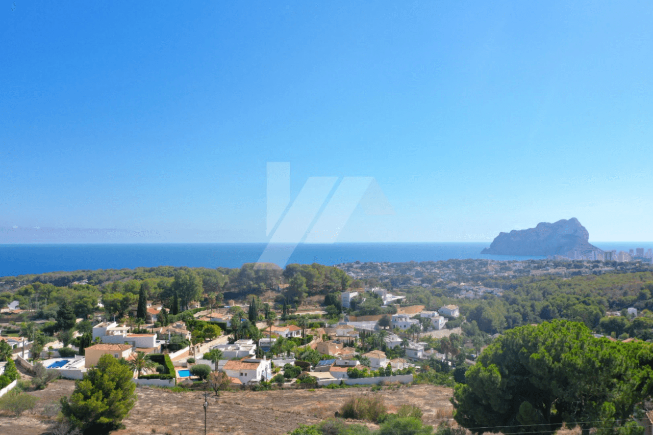 Villa estilo Ibiza con vistas al mar en venta en Benissa, Costa Blanca.